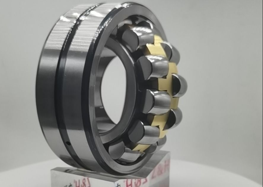 Super Finish Brassl Cage 22313CA / W33 محمل أسطواني كروي مقاس 65 × 140 × 48 مم